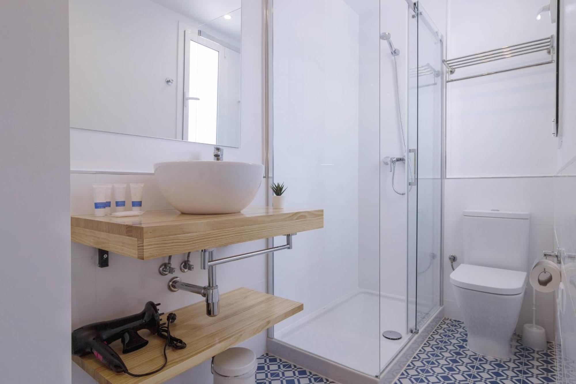 Ola Living Camp Nou Apartment Оспиталет де Лобрегат Екстериор снимка